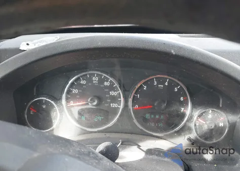 2010 Jeep Liberty Sport z USA, uszkodzony, nr VIN 1J4PN2GK5AW153467